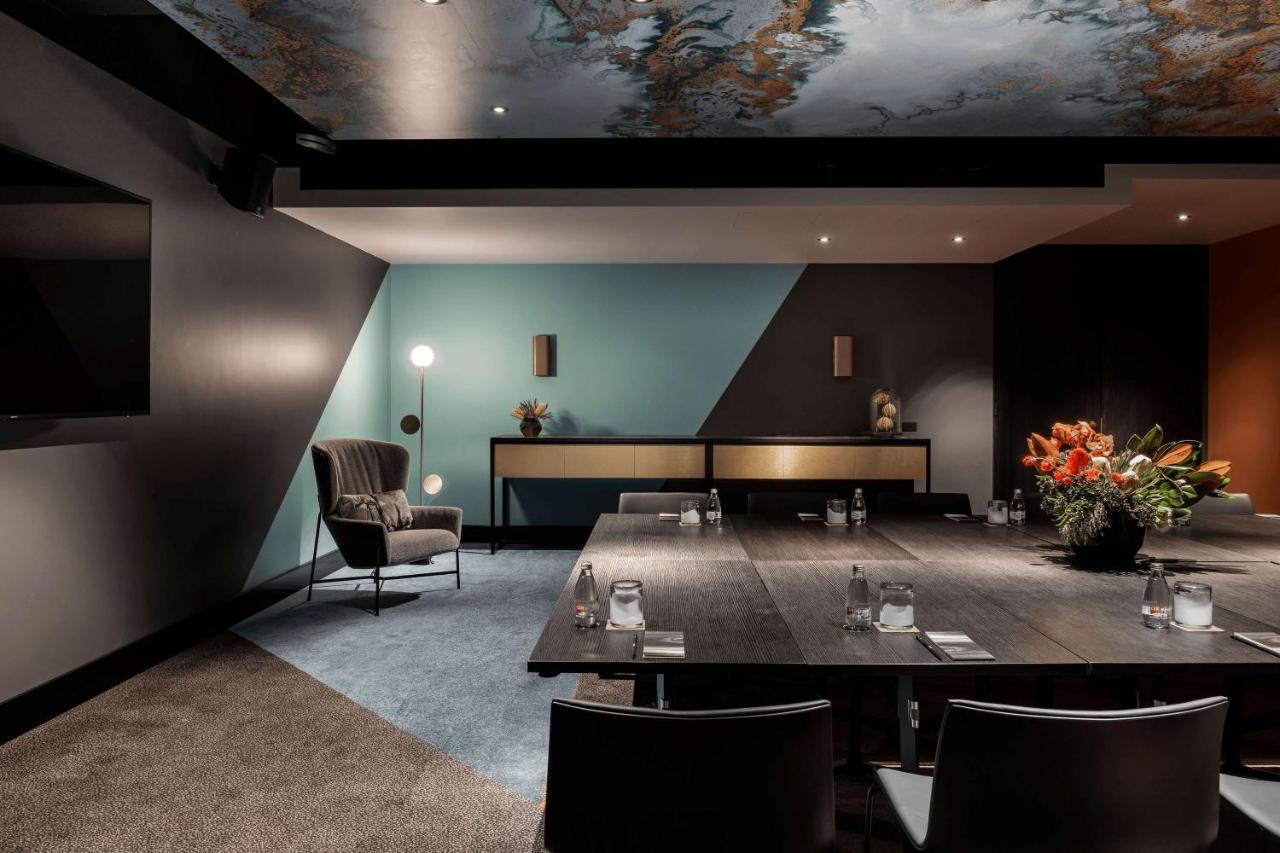 מלון Qt פרת'' מראה חיצוני תמונה The meeting room