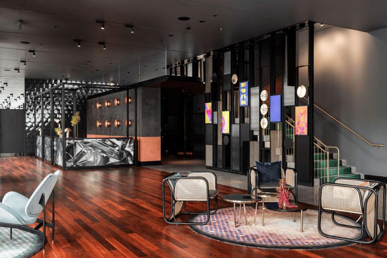 מלון Qt פרת'' מראה חיצוני תמונה The interior of the lounge